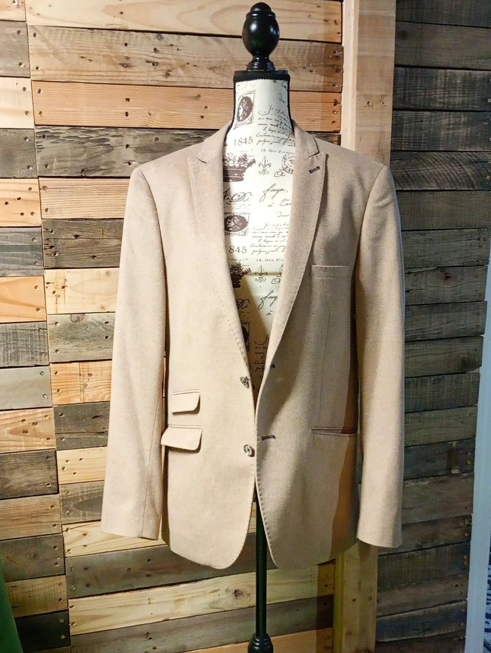 Paisley & Gray Tan Two-Button Notch Lapel Sport Coat